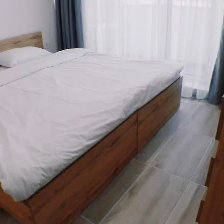 Apartment Modern & Peaceful 1Br Apartment With Free Parking Очна Клиника Света Петка Умбал Света Марина С Голяма Ъглова Тераса