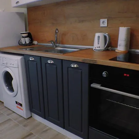 Apartment Modern & Peaceful 1Br Apartment With Free Parking Очна Клиника Света Петка Умбал Света Марина С Голяма Ъглова Тераса *